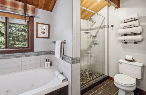 Whitefish Bed & Breakfast | Good Medicine Lodge Bed & Breakfast