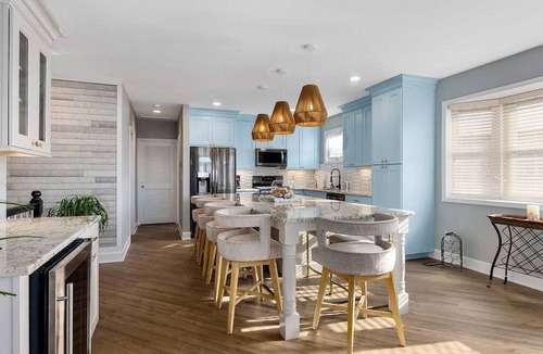 North Wildwood House | Gorgeous 4 Br Townhouse Only Steps Away from Beach