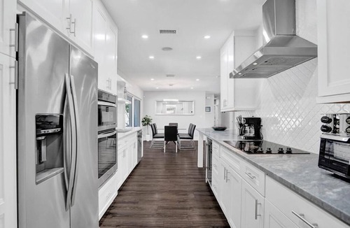 Deerfield Beach Villa | Gorgeous 4BR Brand new HTD Pool & Jacuzzi 1Mile