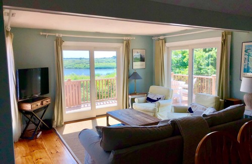 Madaket House | Gorgeous 4BR with breathtaking Long Pond views in Madaket