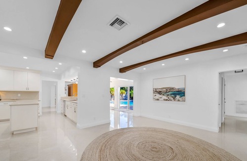 South Lake Villa | ★★★★★GORGEOUS 7BD/5BA MANSION. SAUNA/POOL/BILLIARD. CLOSE TO HOLLYWOOD BEACH!