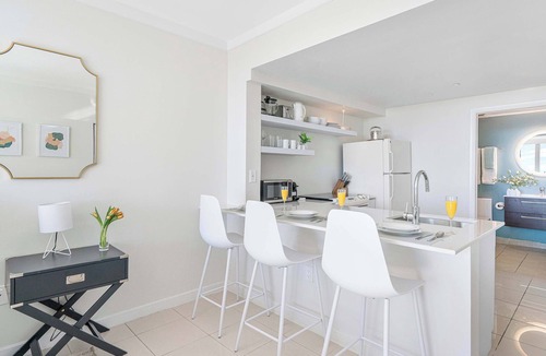 Coconut Grove Apartment | Gorgeous Bay View Suite | Coconut Grove Escape