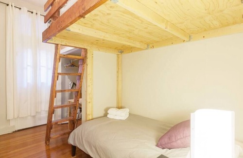 Boston Apartment | Gorgeous Boston N. End spacious 2Bd,-1BA-parking