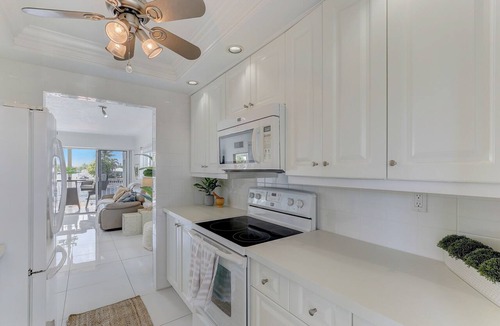 Pompano Beach Condo | Gorgeous direct Intracoastal views in the heart of Pompano Beach