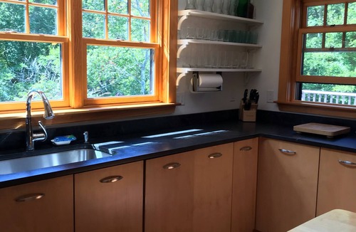 Aquinnah House | Gorgeous Home in Aquinnah, Walk to the Beach, AIR CONDITIONING