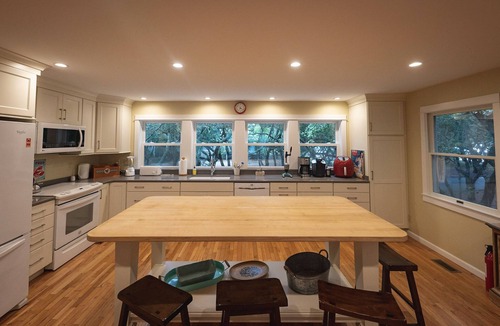 Duck House | Gorgeous house 3 min walk to ocean; community pool, Celebrate The Simple Life!