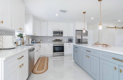 Garden Isles House | Gorgeous Luxe Home w/Heated Pool. Perfect Location!
