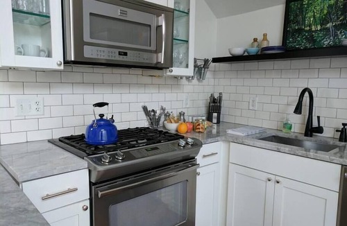 Swampscott Apartment | Gorgeous Oceanfront Penthouse