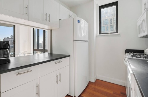 Gramercy Apartment | Gramercy Park 1 Bedroom with Private Balcony