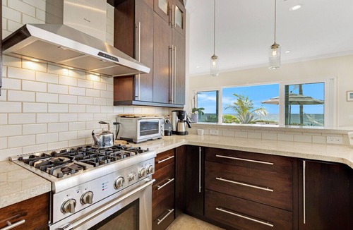 North Beach House | Grand Agave Beach House-On the sand