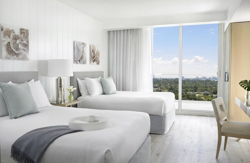 Surfside Hotel | Grand Beach Hotel Surfside