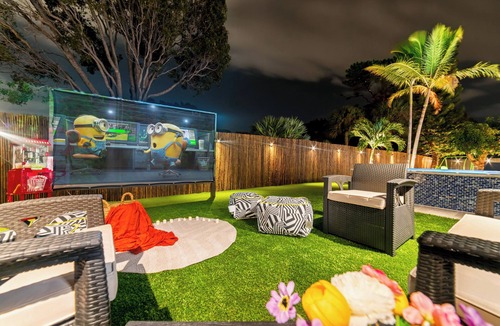 Sea Pines House | Grand Lux Villa/Heated Pool/Spa/Game fun/Nr Beach