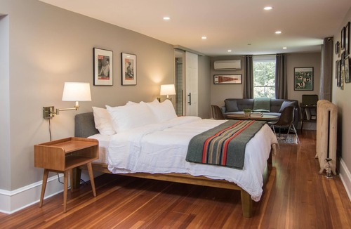 Housatonic Bed & Breakfast | Granville House