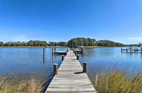 Grasonville House | Grasonville Home w/Private Pool on the Water