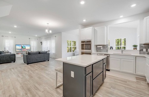 Captain's Cove House | Great Amenities + Dog Friendly!