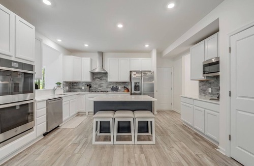 Captain's Cove House | Great Amenities + Dog Friendly!