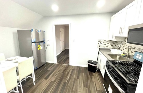 Forest Hill Apartment | Great Apartment 35 min to NYC & 15 to EWR Airport