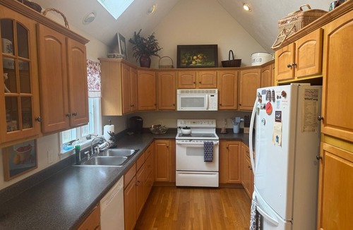 East Harwich House | Great Cape Cod Getaway!