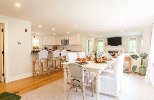 North Chatham House | Great Chatham Location w/Hot Tub, Near Beach!
