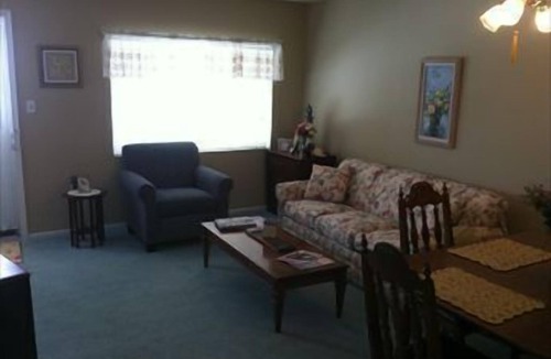 Admiral Estates Condo | Great Condo Close to the Beach