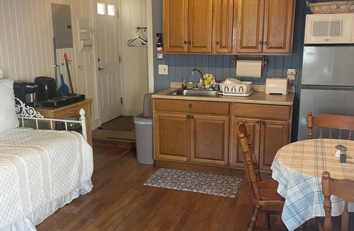 Dennis Port Cottage | Great Location, Beach 4 minutes walk, Large Patio and Parking for one vehicle.