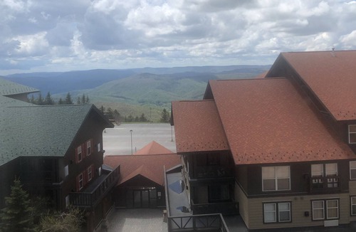 Edray Condo | Great Top Floor View. Totally remodeled 2020. Under AS clock. In Village.