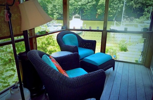 Annapolis House | GREENNEST is an ENVIRONMENTALLY FRIENDLY Waterfront home close to Annapolis