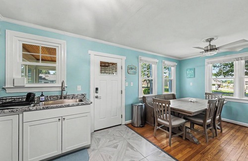 Colonial Beach Cottage | Grey Goose on Monroe Bay Cozy Cottage with Bay Views, Steps to Water