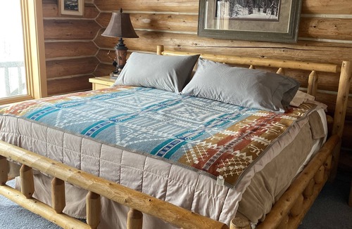East Glacier Park Village Cabin | GreyWood… Awe Inspiring Authentic Log Home in East Glacier Park!