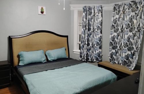 Irvington Bed & Breakfast | Grove#8