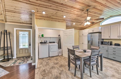 Edray House | Guesthouse on Lonesome Hollow: Hot Tub & Mtn Views