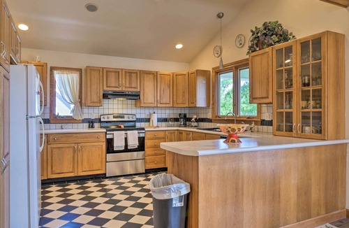 Lisbon Cottage | Guilford Lake Cottage w/Hot Tub & Water Views