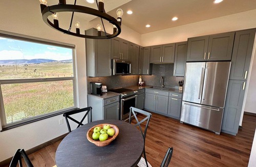Elmo House | Gunbarrel Studio Cabin-Mountain Modern w/Lake View