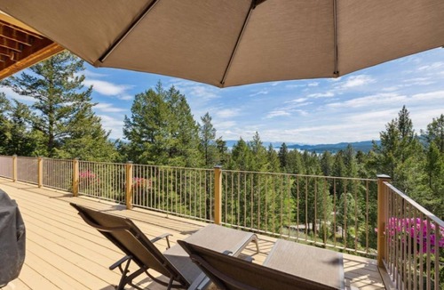 Somers House | Gundy's Getaway Lake & Mt Views Upper at Flathead Lake Near Glacier Natl Pk