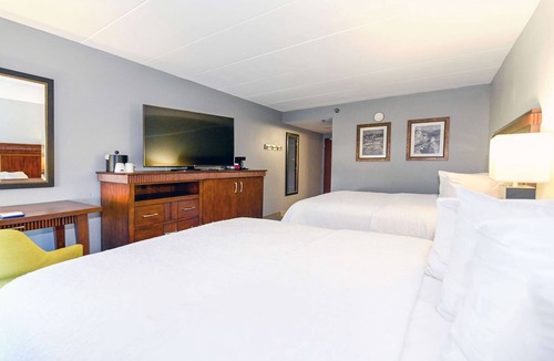 Lexington Park Hotel | Hampton Inn by Hilton Lexington Park