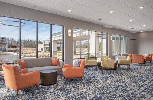 Bermuda Hotel | Hampton Inn by Hilton Richmond Chester