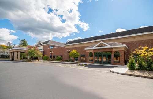 East Aurora Hotel | Hampton Inn East Aurora