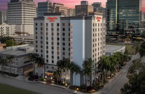 Downtown Fort Lauderdale Hotel | Hampton Inn Fort Lauderdale Downtown Las Olas Area