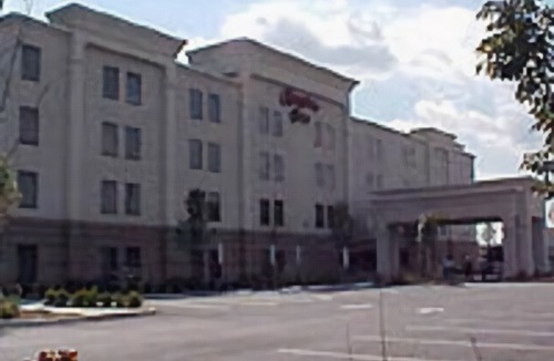 Linden Hotel | Hampton Inn Linden