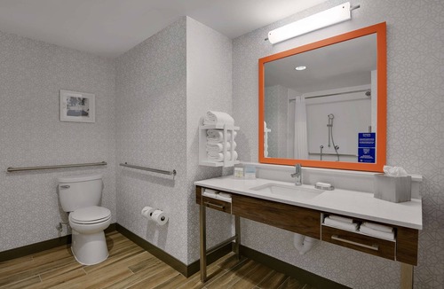 Salem Hotel | Hampton Inn Salem Boston