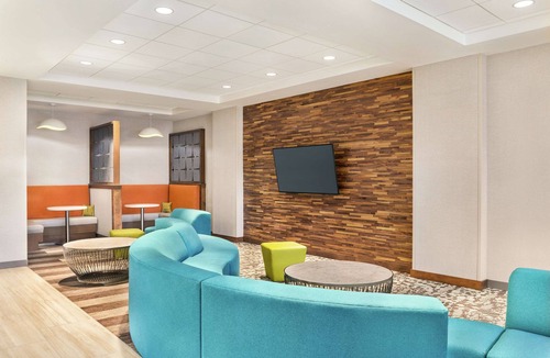 Country Walk Hotel | Hampton Inn & Suites Miami Kendall