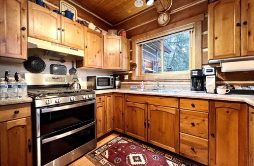 Bigfork Cabin | Hanging Rock Cabin
