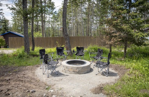 Whitefish House | Happy Trails Hideaway | Whitefish Mountain, Hot Tub, Sauna, Sleeps 12