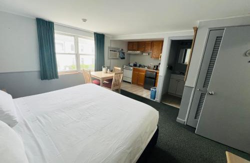 Tisbury Hotel | Harbor Landing Resort