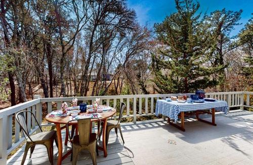 Wellfleet House | Hatches Creek Sanctuary
