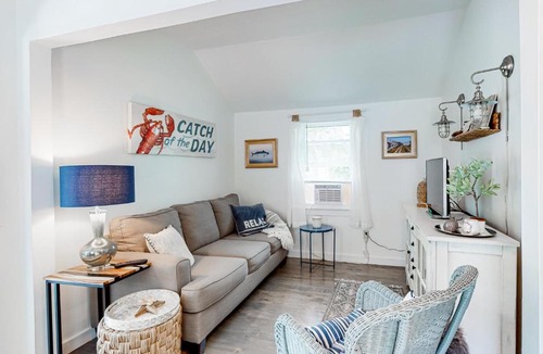 Eastham House | Hay Cottage