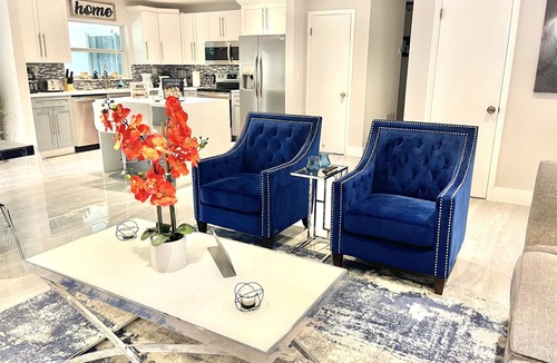 Biscayne Park House | HEART OF MIAMI LUXURY HOME 4BR 3.5BA POOL 5MIN BEACH