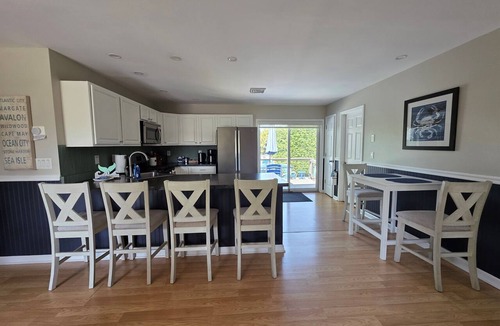 Villas House | Heated Pool + Hot Tub | Fenced Yard | Walk to Delaware Bay | Tides Away