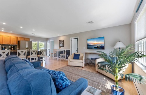 Villas House | Heated Pool + Hot Tub | Fenced Yard | Walk to Delaware Bay | Tides Away