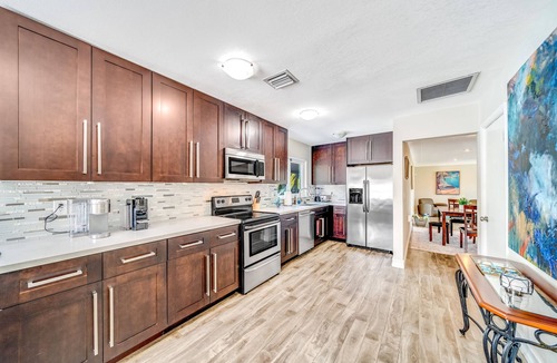 Coral Ridge Isles House | Heated Pool+Hot Tub! Ping-Pong+Close 2 Beach!
